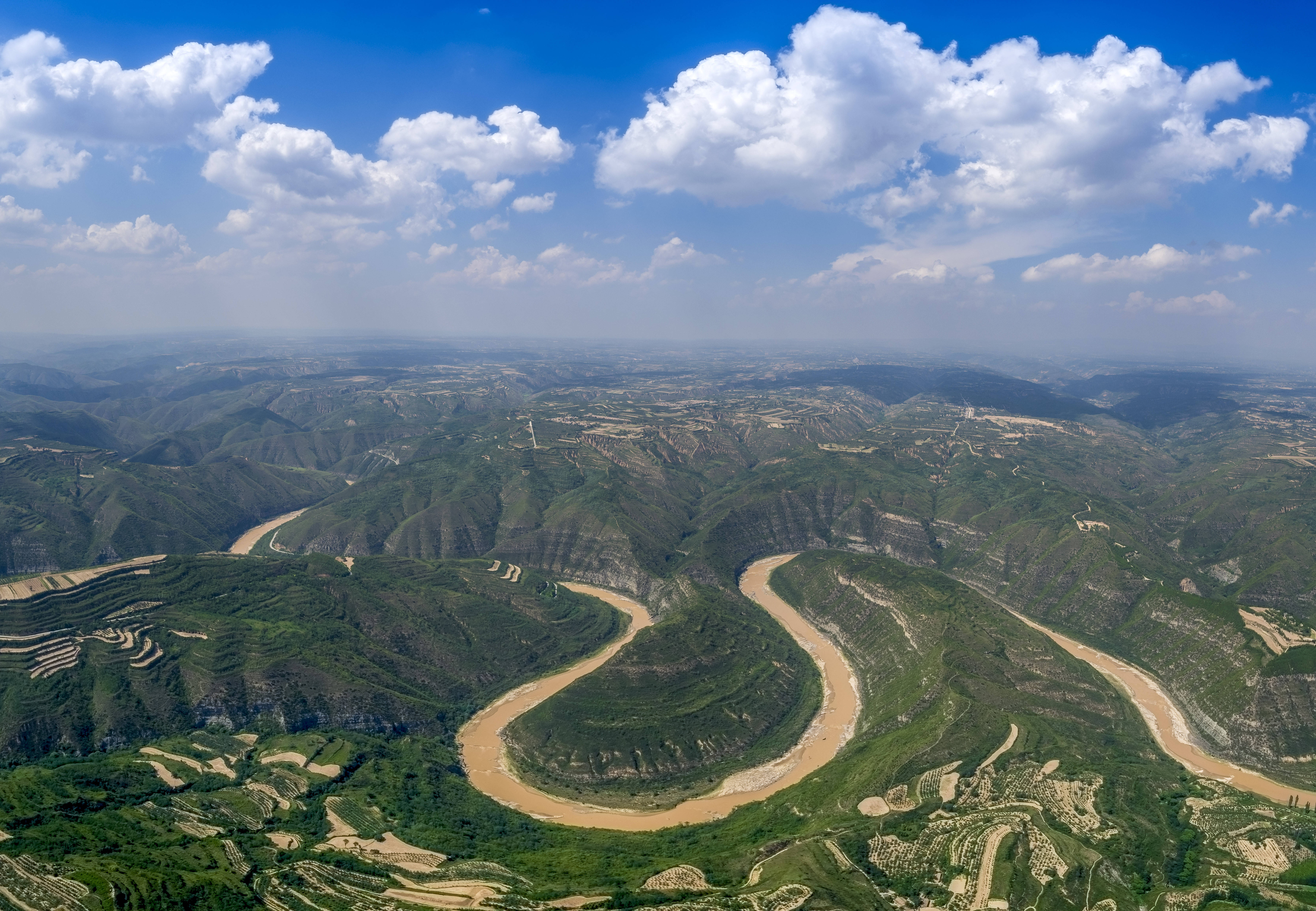 三秦大地，历史与现代交融的陕西印象